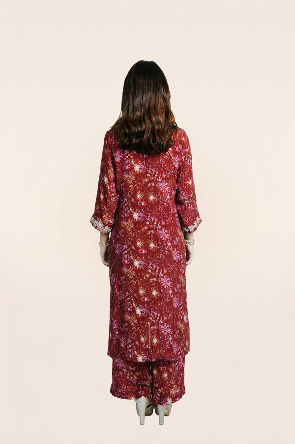 Classic Kameez Set With Layered Stole